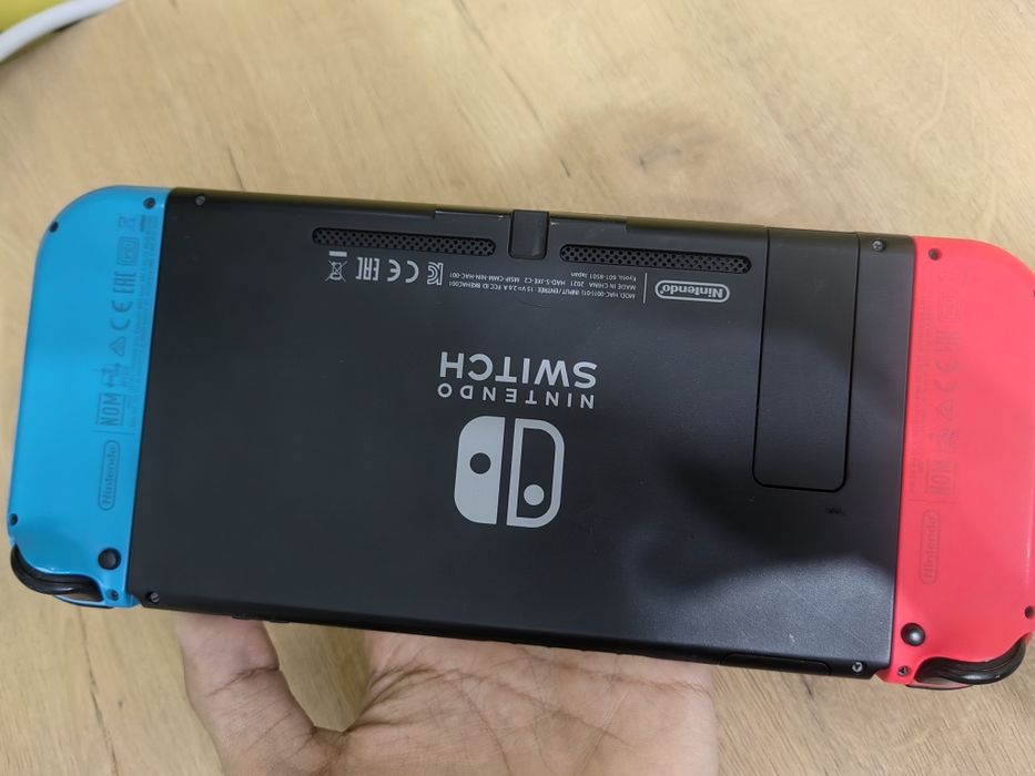 Продам nintendo switch 2 revision 2022