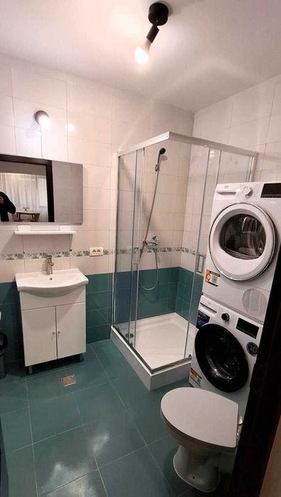 Garsoniera Damaroaia Petrom City visavis Lidl Coralilor, loc parcare