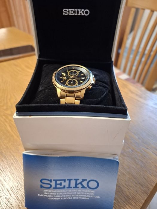 Продавам мъжки часовник СЕЙКО