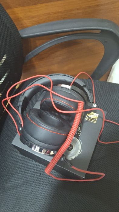 Наушники Studio Pro