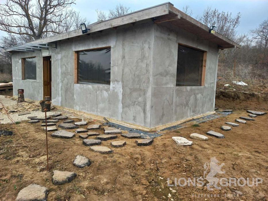 Парцел в Варна, област-с.Долище площ 1001 цена 50000