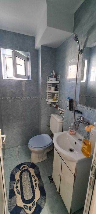 Vând apartament