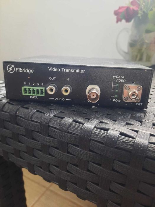 Vand transmitator optic video audio (Transmisie / receptie)