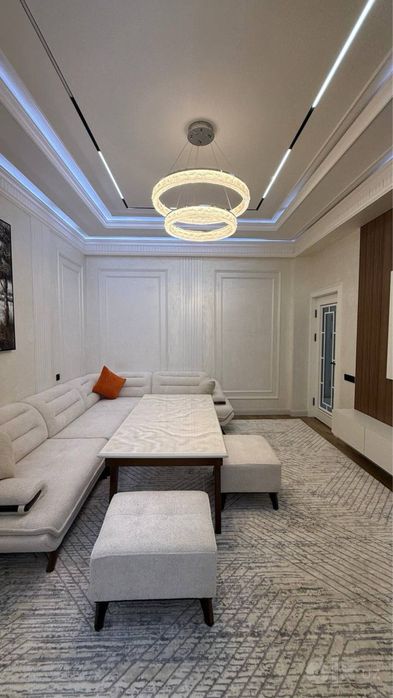 Продается 3 ком. Квартира плрщадью 91 кв.м. По ул. Октябрьская
