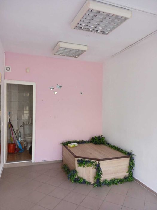 Дава се под наем Офис в Варна, Лятно кино Тракия - 17 кв.м за 193.8 € - Снимка #2