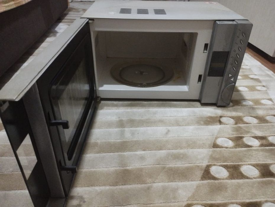 Продам Микроволновую печь