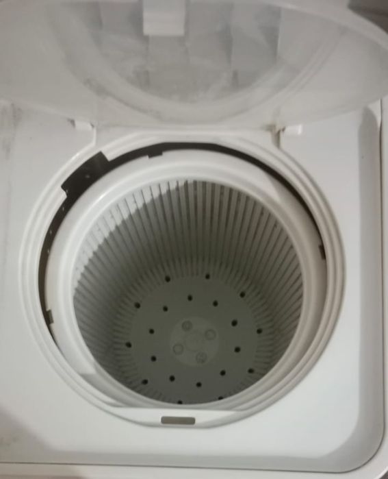 продам машинку полуавтомат Lg