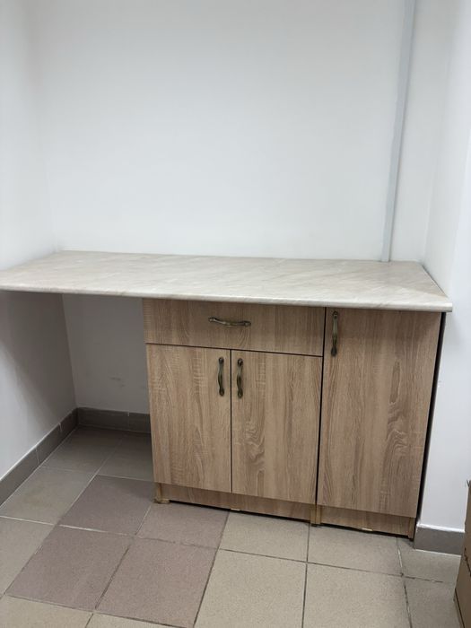 Продается кухонный шкаф