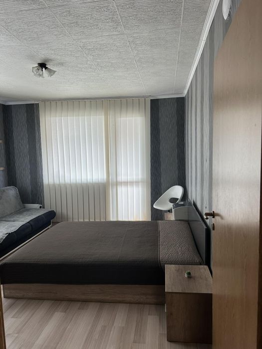 Дава се под наем Етаж от къща в София, НПЗ Изток - 100 кв.м за 255 € - Снимка #1