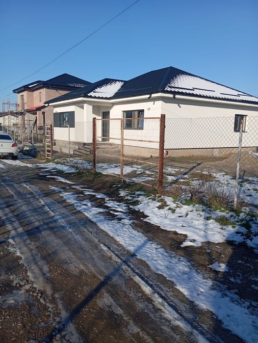 Vânzare casa Preajba