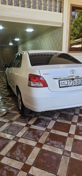 Toyota yaris 1.5 mator avtomat karopka sotiladi