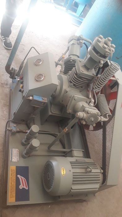 Дожимающий высоко давления компрессор для кислород и азота