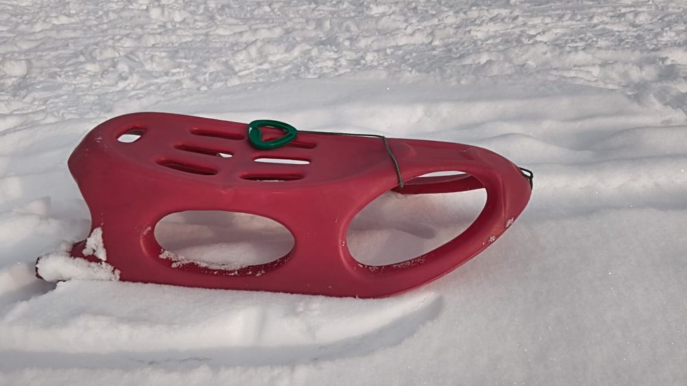 Продам санки детские