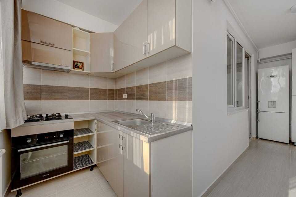 Продава се Тристаен апартамент в Русе, Родина 1 - 97 кв.м за 1199 €/кв.м - Снимка #5
