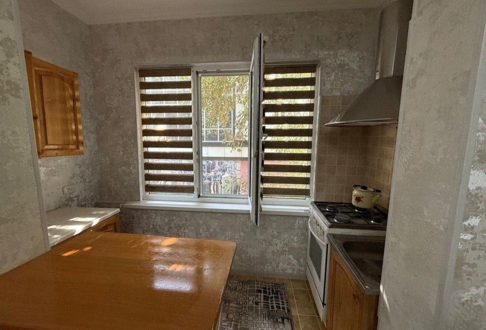 Чиланзор 17 мавзе 2. 2.5 балкони 1,5х3 49м2