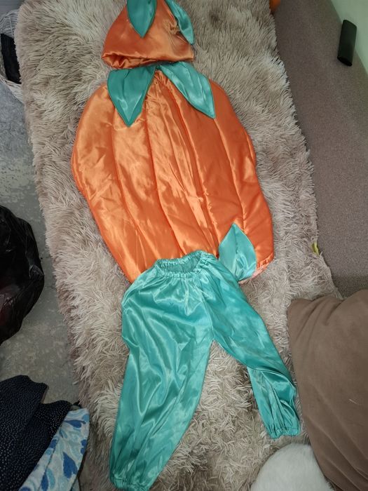 Продам костюм тыквы и кукольный театр