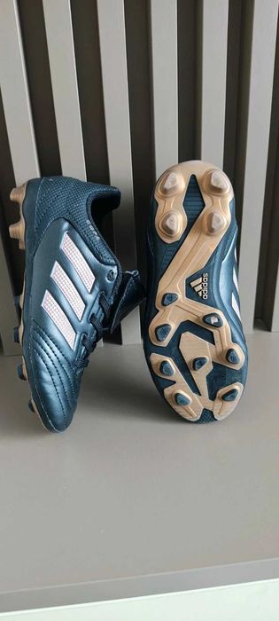 Ghete de fotbal Adidas