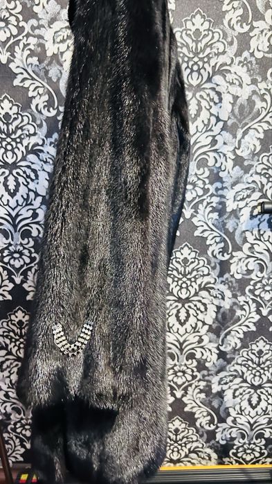 Норковая шуба черная