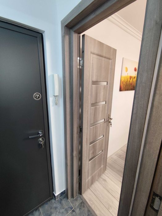 De Inchiriat Garosniera Proprietar direct! Zona buna Dambovita--Aurora