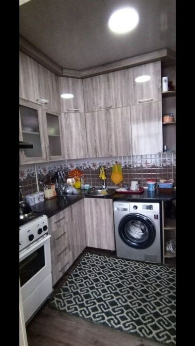 Чирчик шахар 8мк 49дом 3 ком