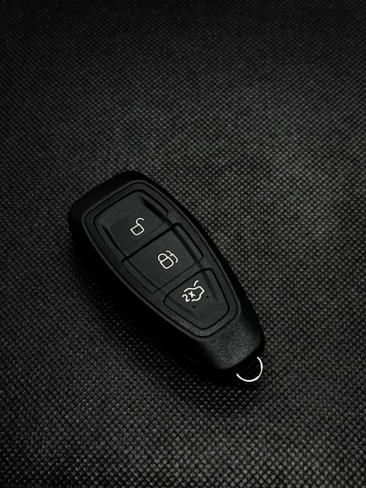 Carcasă cheie Ford tip smart key – compatibilă cu modelele cu keyless