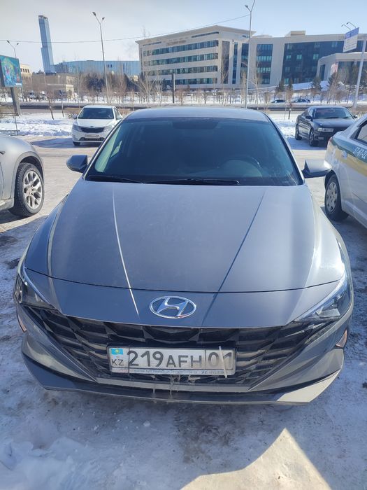 Хундай Элантра 2022 года