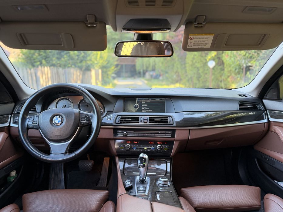 BMW 5 Series 2010 — imagine 5
