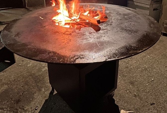 Vând plita rotunda, gratar rotund, grill, oak