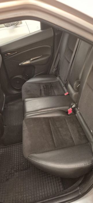 Honda Civic Hatchback 5D 1.8 benzina 2011