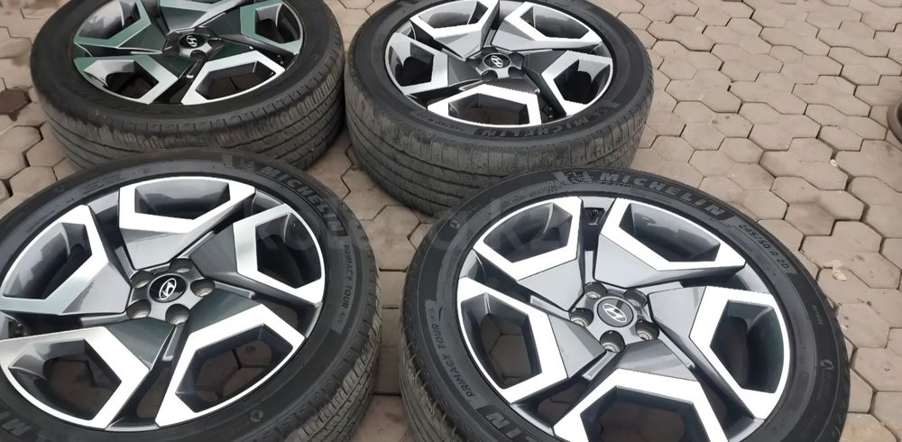 Продам диск комплект с резины.R20