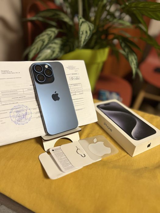 Iphone 15 pro без ремонта акум 89%