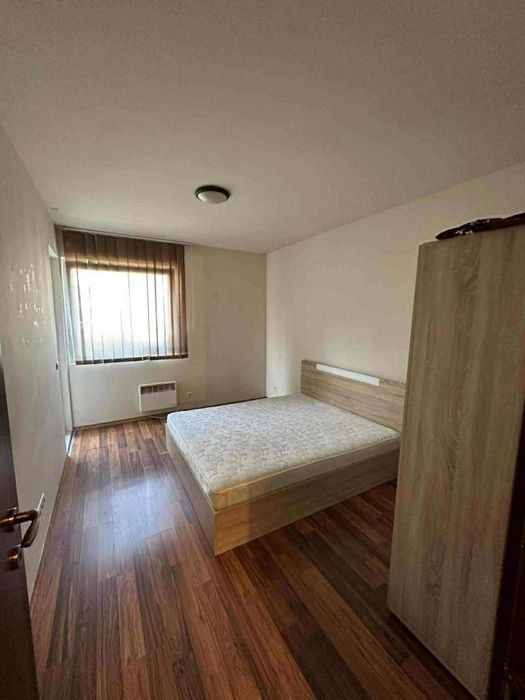 Тристаен апартамент в ж.к. Симеоново.