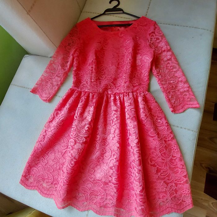 Дамска рокля - дантела