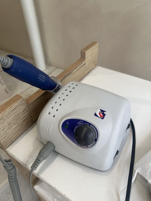 Аппарат для маникюра и педикюра