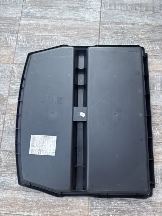 Оригинален органайзер / кутия за багажник VW Touran 1T (1T0 857 557A)