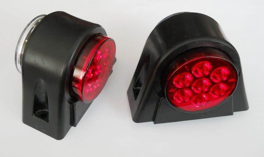 1 бр. ЛЕД LED габарити рогчета токоси с 14 диода червено-бял , 24V
