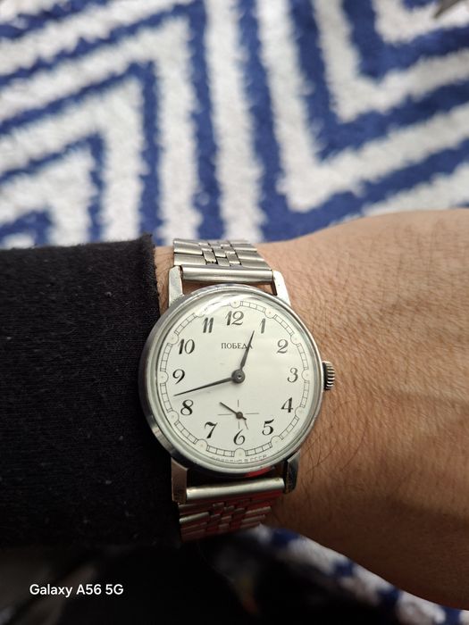 Ceas vintage Pobeda fabricat în URSS, Rusia Sovietică,
