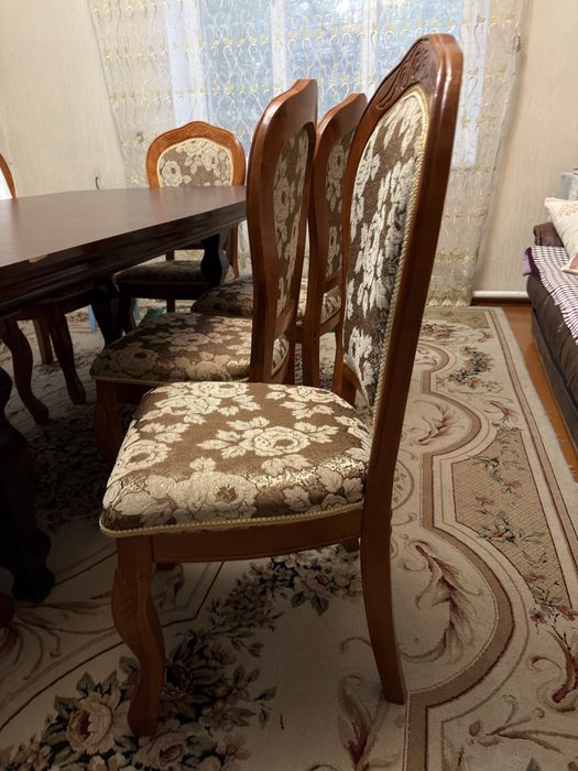 Продам стулья из дерево
