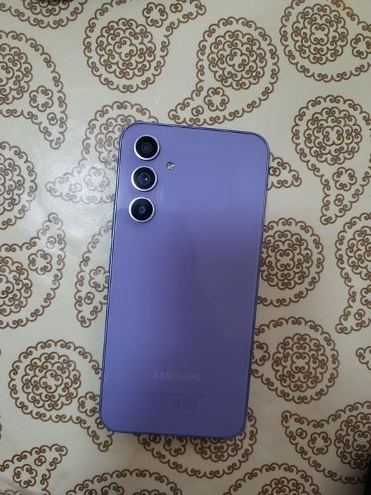 Самсунг А54/5G телефон