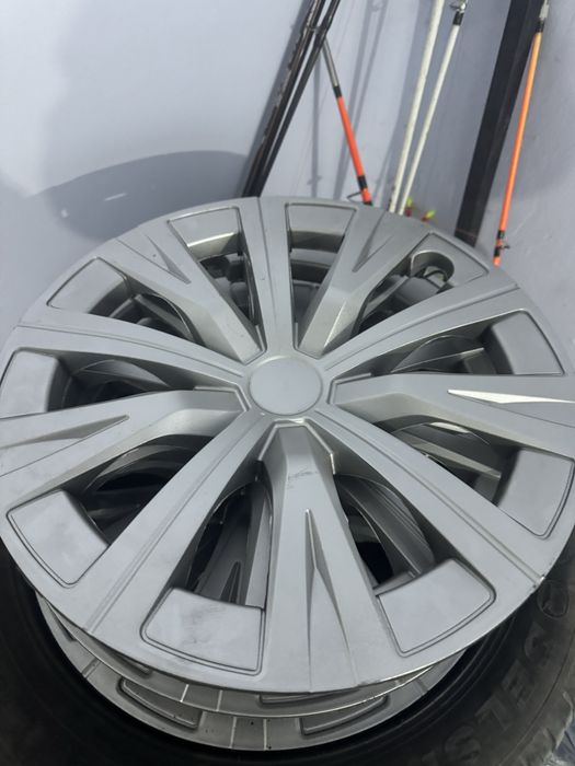 Колпак  16 сатылады