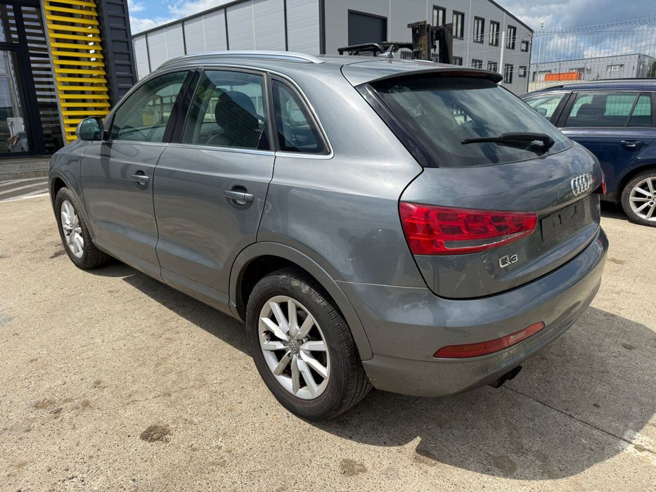 Dezmembrez audi q3 gri lx7r 2012 2.0 tdi CFFB cutie manuala NFZ