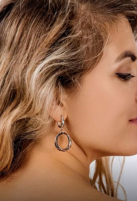 Стильные серьги на каждый день