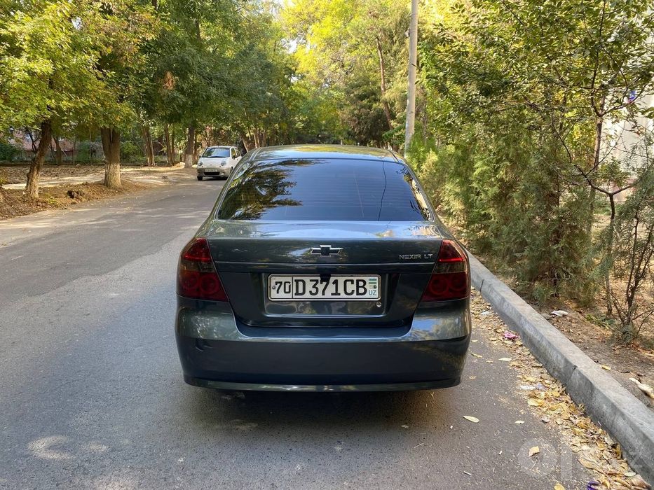 Ideal nexia 3 qora rangda
