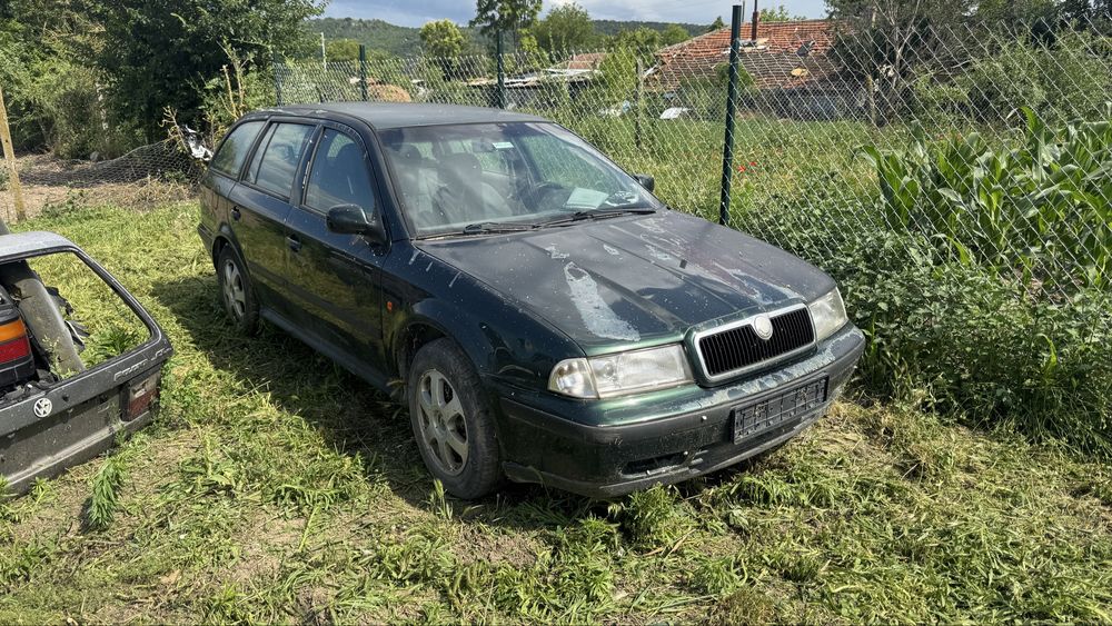 Skoda Octavia(1.8turbo)
