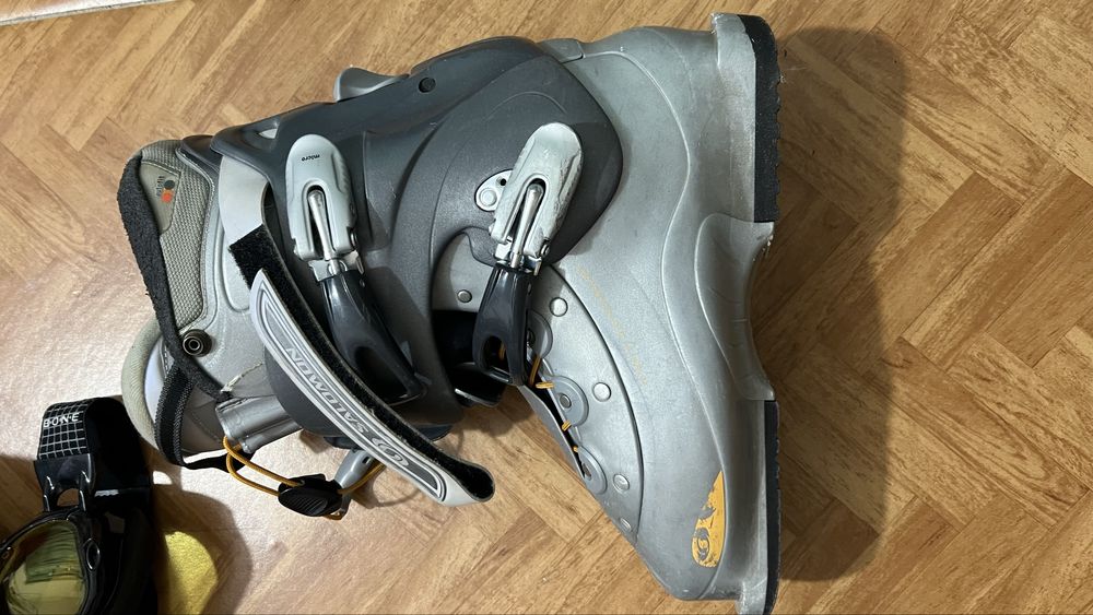 Горнолыжные ботинки Salomon