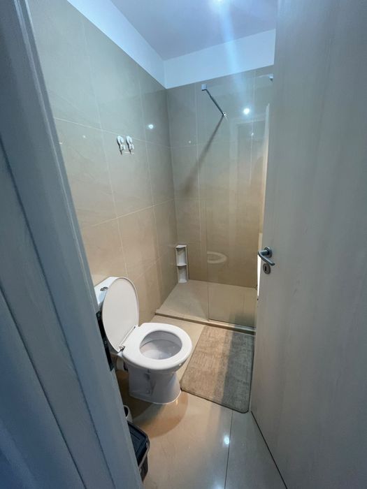Apartament de inchiriat — fotografia 3