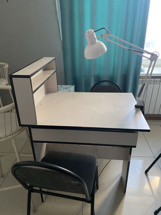 Продам маникюрные столики