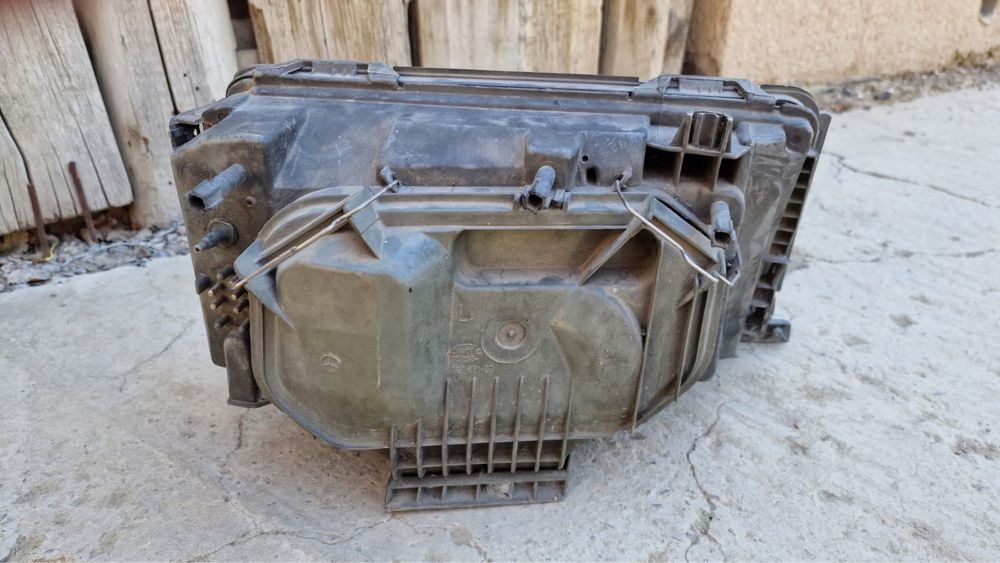 Фара на Мерседес W124 ДОРЕСТ