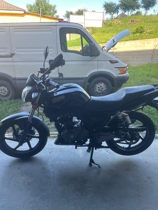 Motocicleta 125 cm