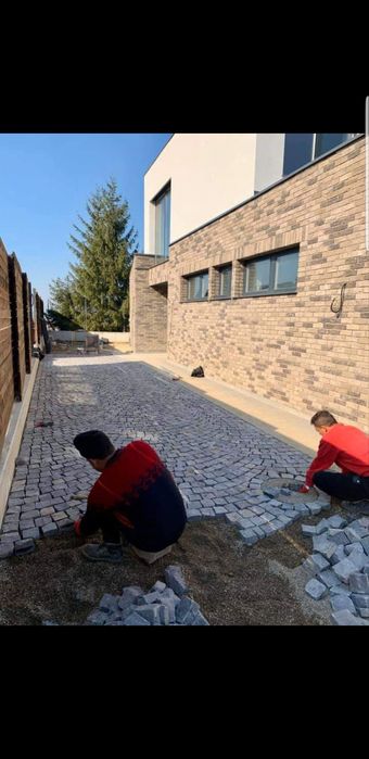 Piatră Cubica andezit de calitate foarte buna putem face si montaj